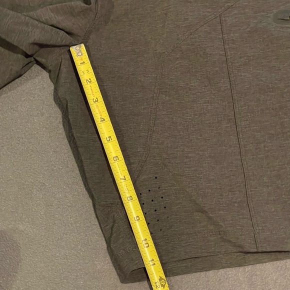 Viktos Kadre shorts mens size‎ 40 EUC gray - Picture 10 of 12